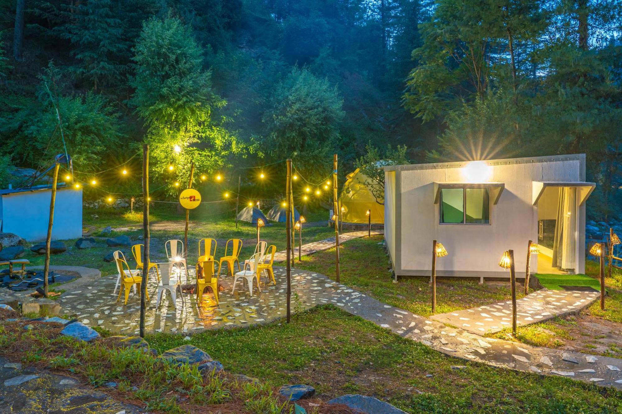 Whoopers Boutique Resort Jibhi Bagian luar foto