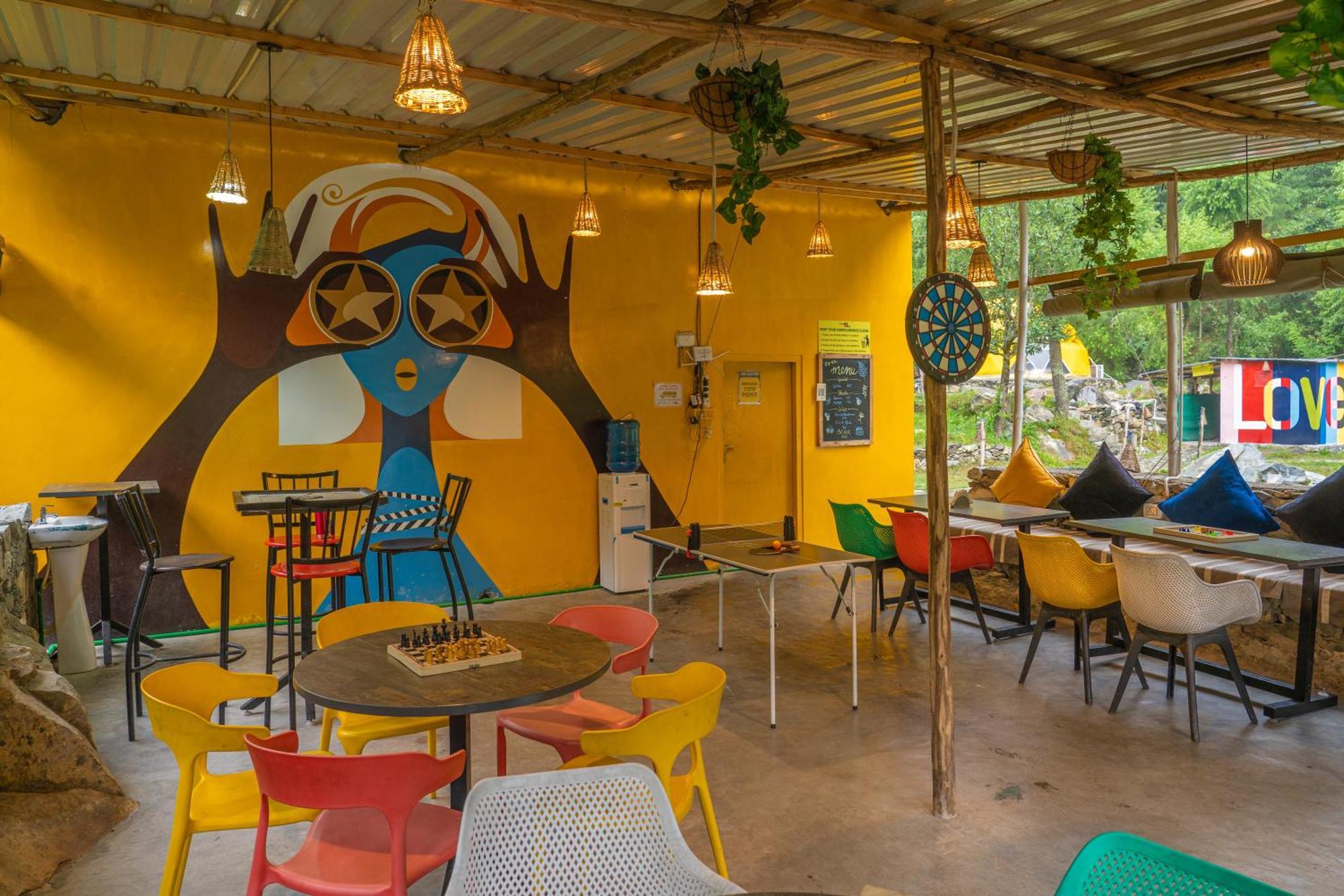 Whoopers Boutique Resort Jibhi Bagian luar foto