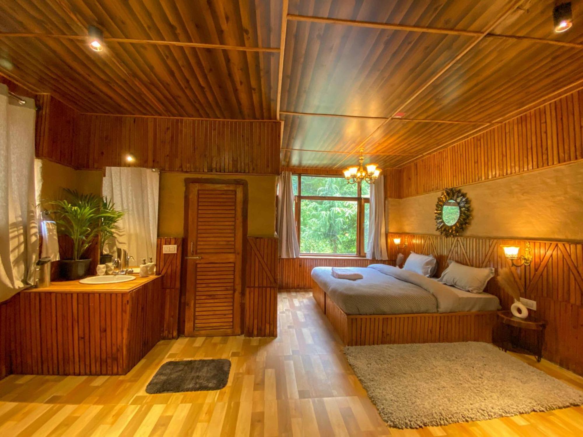 Whoopers Boutique Resort Jibhi Bagian luar foto