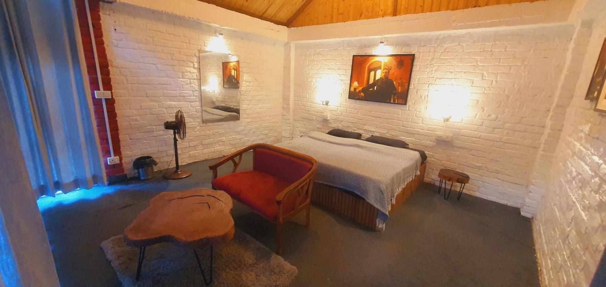 Whoopers Boutique Resort Jibhi Bagian luar foto