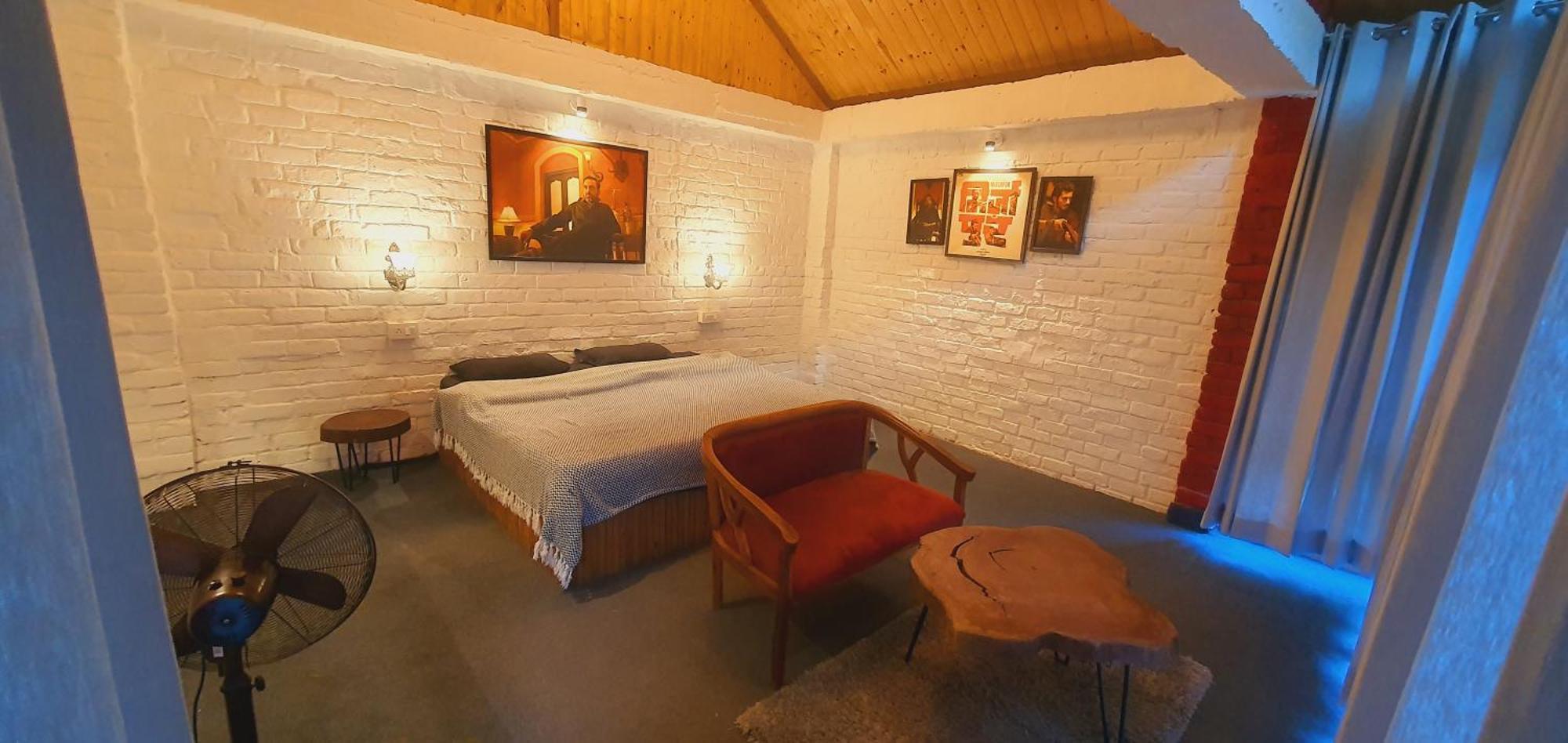 Whoopers Boutique Resort Jibhi Bagian luar foto