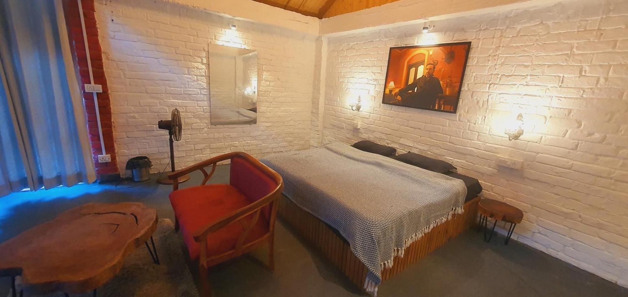 Whoopers Boutique Resort Jibhi Bagian luar foto